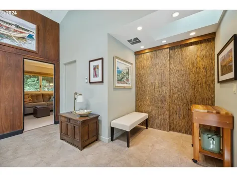 1049 Northshore Place Lake Oswego OR 97034