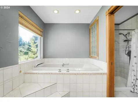 2418 Woodhaven Court West Linn OR 97068
