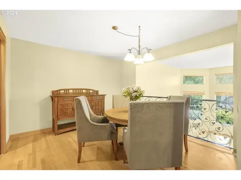 2418 Woodhaven Court West Linn OR 97068
