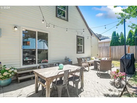 212 E North Street Newberg OR 97132