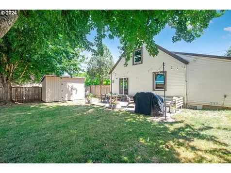 212 E North Street Newberg OR 97132