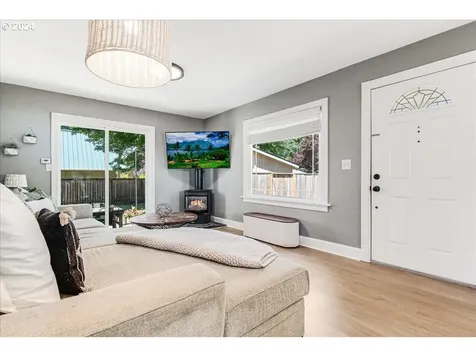 212 E North Street Newberg OR 97132