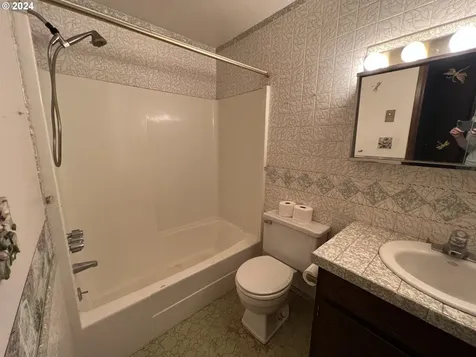 12210 Ne 33rd Street Vancouver WA 98682