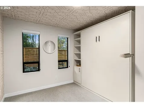 1329 Lincoln Street Hood River OR 97031