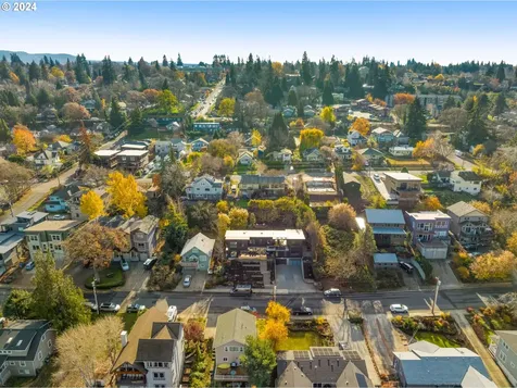 1329 Lincoln Street Hood River OR 97031