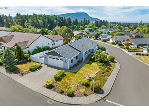 2065 Cooper Drive Seaside OR 97138
