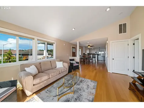 2065 Cooper Drive Seaside OR 97138