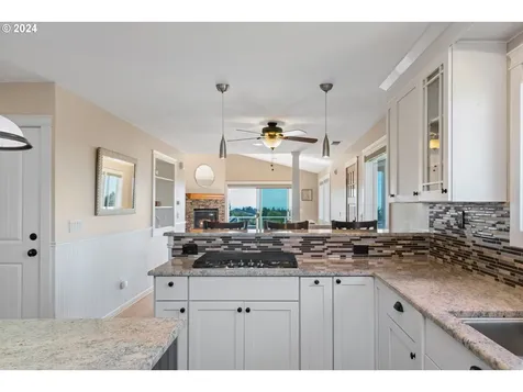 2065 Cooper Drive Seaside OR 97138