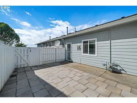 2065 Cooper Drive Seaside OR 97138