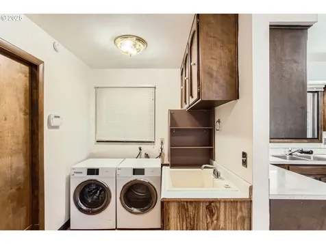 1415 NE 136th Place Portland OR 97230