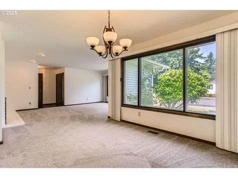 1415 NE 136th Place Portland OR 97230