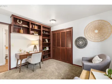 2550 SW Scenic Drive Portland OR 97225