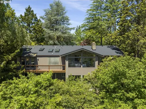 2550 SW Scenic Drive Portland OR 97225