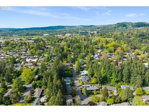 2550 SW Scenic Drive Portland OR 97225