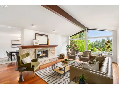 2550 SW Scenic Drive Portland OR 97225