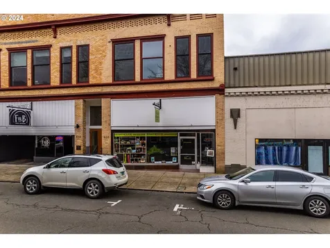 622 SE Jackson Street Roseburg OR 97470
