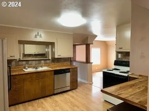 475 W Linden Way Heppner OR 97836