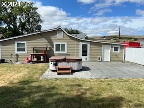 475 W Linden Way Heppner OR 97836