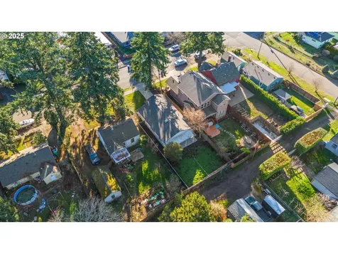 6225 SE Ramona Street Portland OR 97206