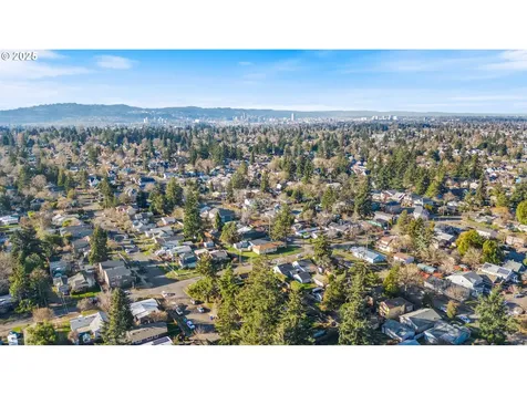 6225 SE Ramona Street Portland OR 97206
