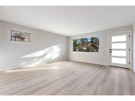 6225 SE Ramona Street Portland OR 97206