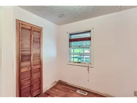 18628 S Henrici Road Oregon City OR 97045