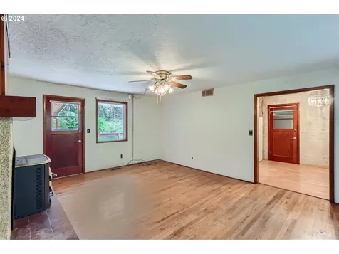 18628 S Henrici Road Oregon City OR 97045