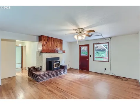 18628 S Henrici Road Oregon City OR 97045