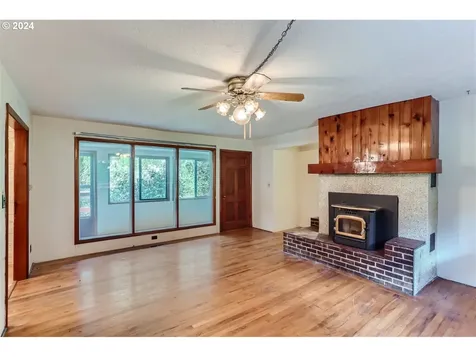 18628 S Henrici Road Oregon City OR 97045