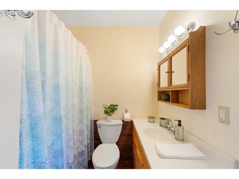 1229 Park Avenue Coos Bay OR 97420