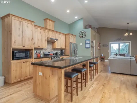 34115 Ne Wilsonville Road Newberg OR 97132