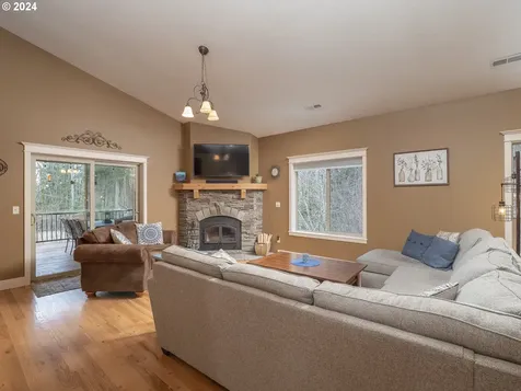 34115 Ne Wilsonville Road Newberg OR 97132