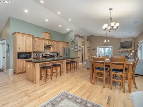 34115 Ne Wilsonville Road Newberg OR 97132