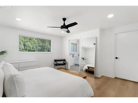 652 Se 35th Avenue Hillsboro OR 97123