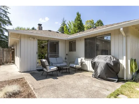 652 Se 35th Avenue Hillsboro OR 97123