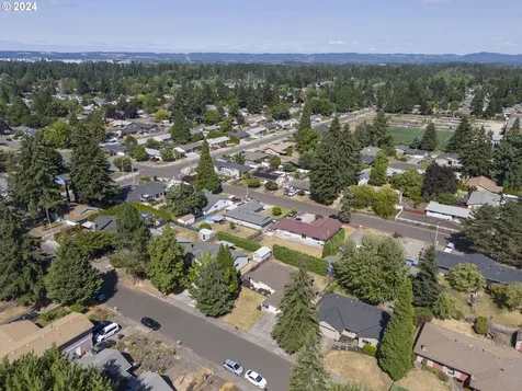 652 Se 35th Avenue Hillsboro OR 97123