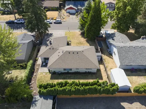 652 Se 35th Avenue Hillsboro OR 97123