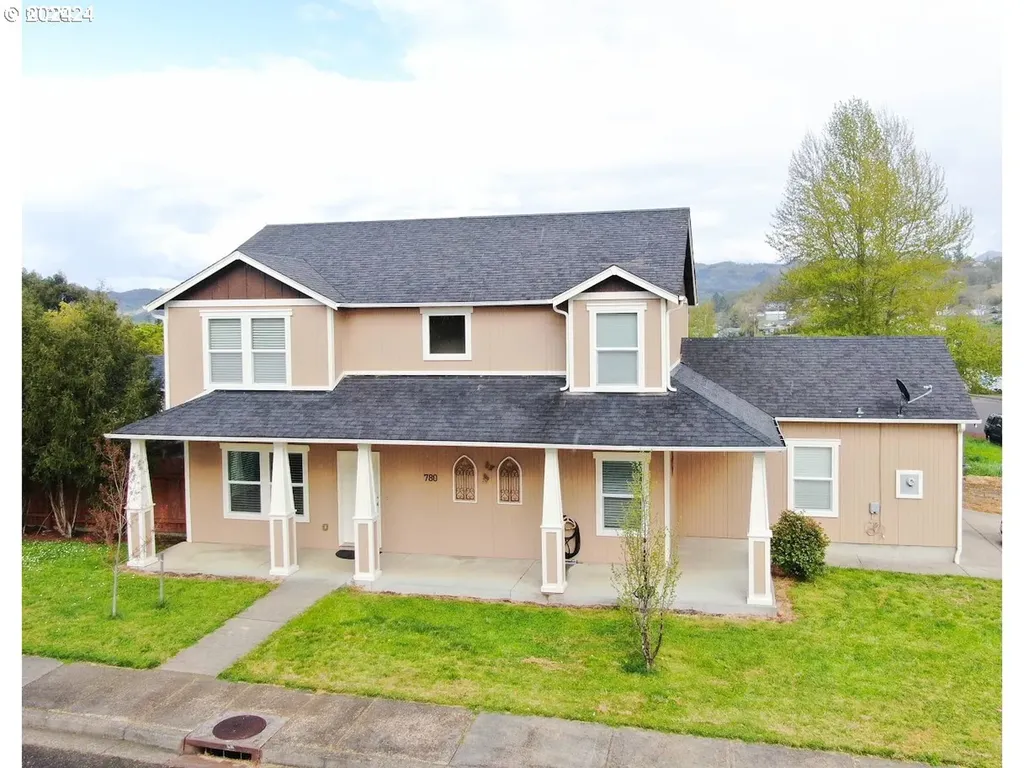 780 Umpqua View Drive Roseburg OR 97471