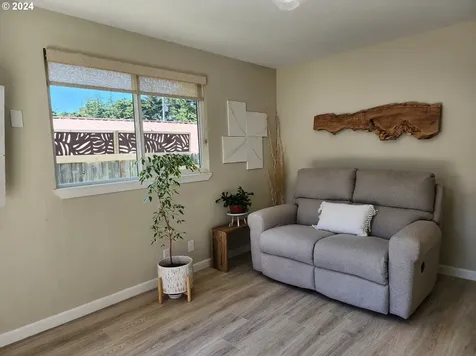 1059 13th Street Port Orford OR 97465