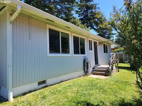 1059 13th Street Port Orford OR 97465