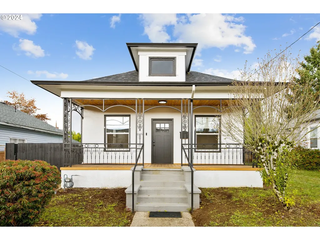 6119 SE Cora Street Portland OR 97206