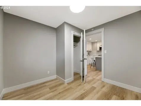 6119 SE Cora Street Portland OR 97206