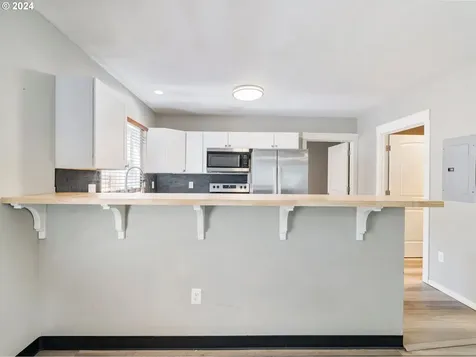 10033 N Lombard Street Portland OR 97203
