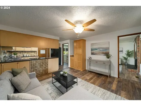 1075 Nw 180th Avenue Beaverton OR 97006