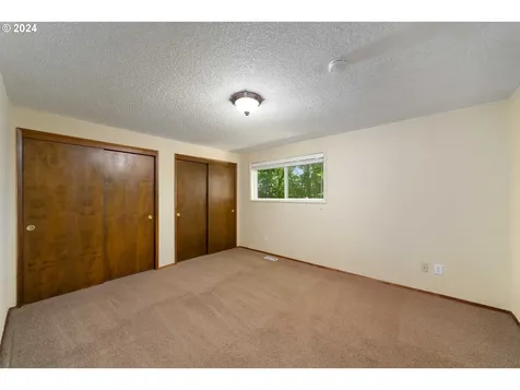 1075 Nw 180th Avenue Beaverton OR 97006