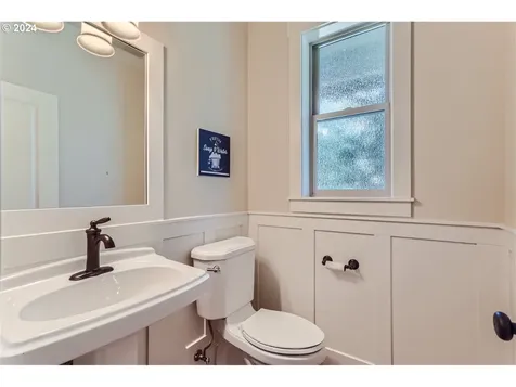 17742 Sw Robert Lane Beaverton OR 97078