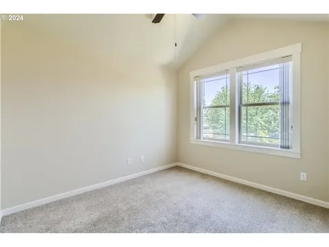 17742 Sw Robert Lane Beaverton OR 97078