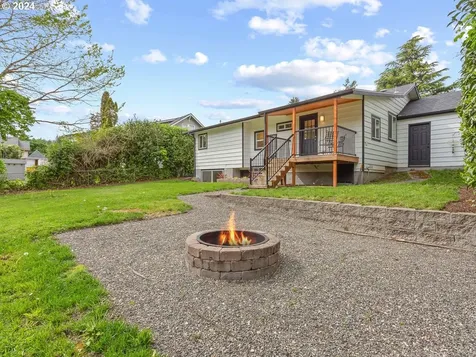 850 Nw 7th Avenue Camas WA 98607