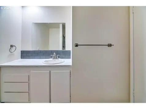 6175 Sw 130th Avenue Beaverton OR 97008