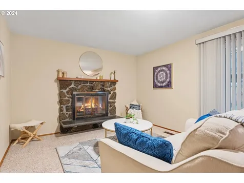 179 NE 36th Avenue Hillsboro OR 97124